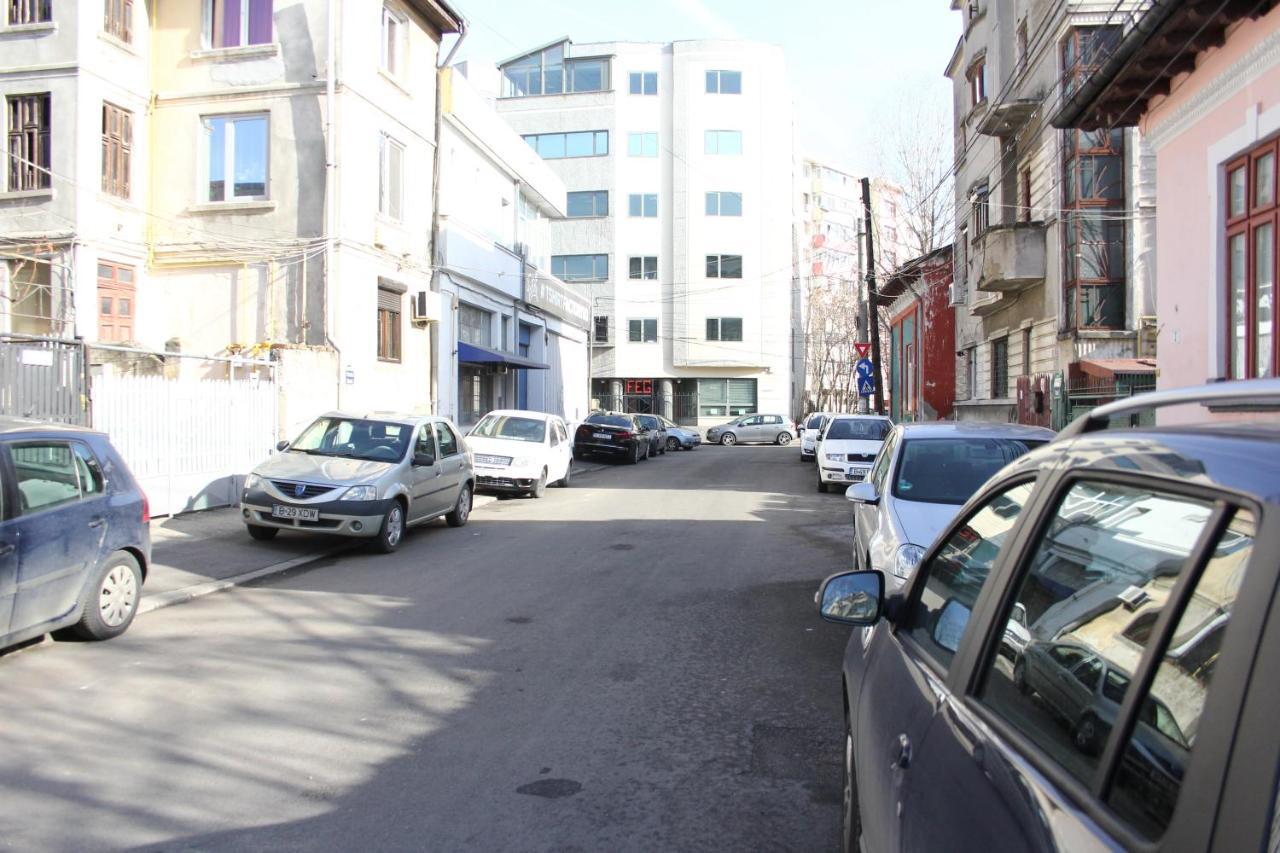 Banat 4 Hostel Bucharest Exterior photo